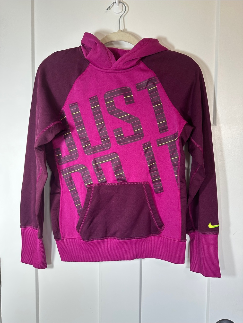 Nike Fuchsia and Plum 'Just Do It' Pullover Hoodie